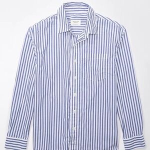 Men’s American Eagle shirt